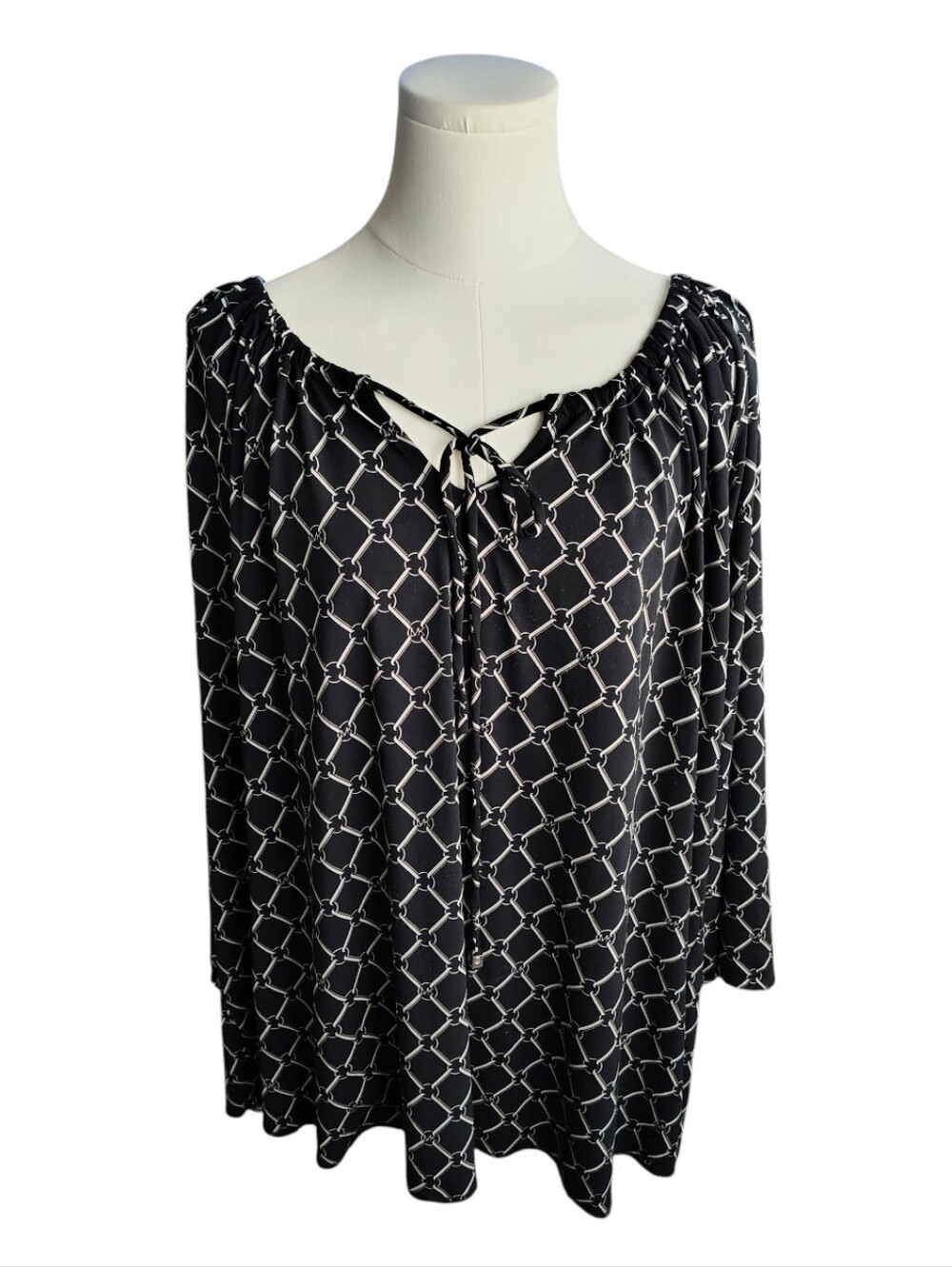 Michael Kors Black and White Diamond Pattern Slouchy Blouse Size Unknown